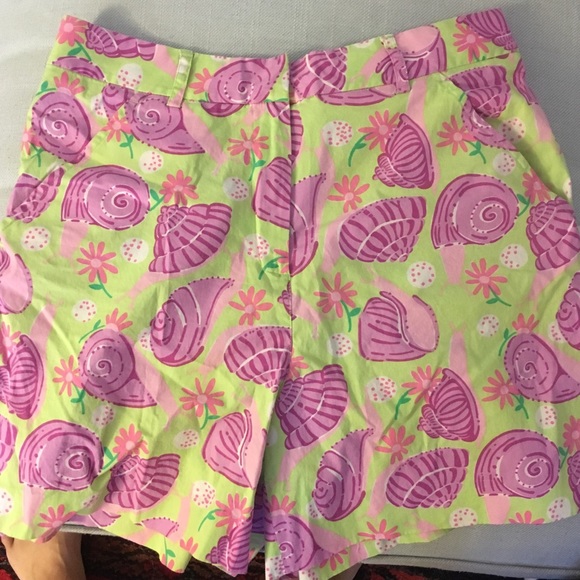 Lilly Pulitzer Shorts - Picture 2 of 3